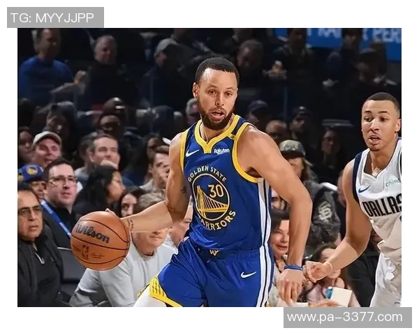 库里状态低迷仅得7分却助攻11次三节轻松打卡展现团队精神