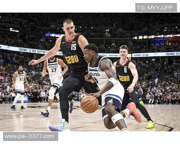 爱德华兹虽砍下30分5板却难救球队无力回天罚球表现出色8中7 爱德华兹虽砍下30分5板却难救球队无力回天罚球表现出色8中7