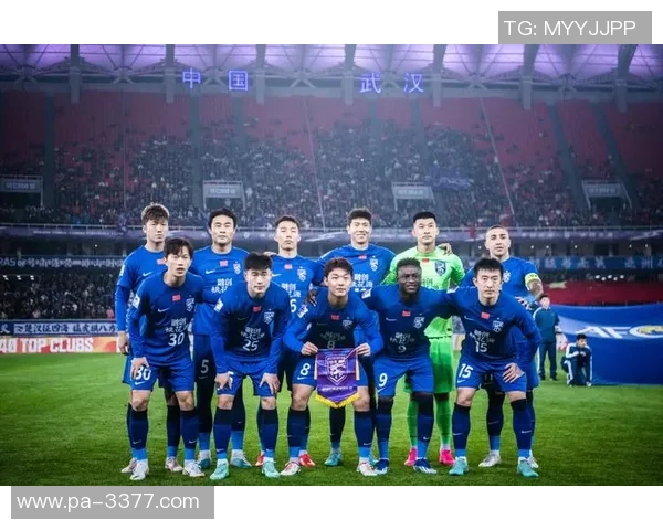 贺惯正式签约武汉三镇足球俱乐部开启新征程