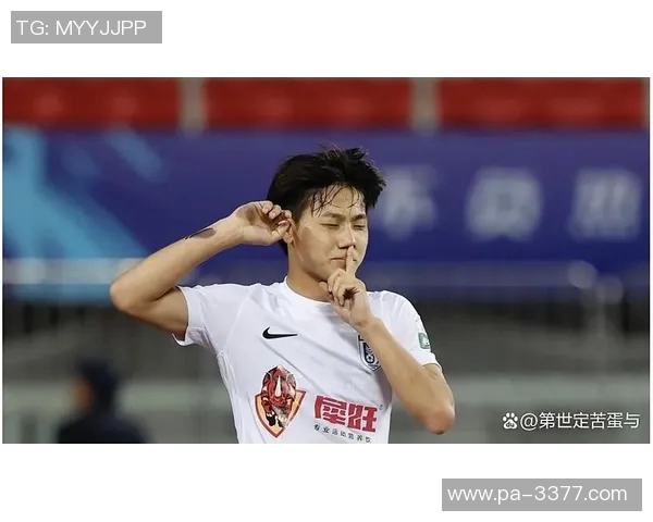 半场战报大连英博与武汉三镇互交白卷刘祝润朱鹏宇频频造险邓涵文因伤退场